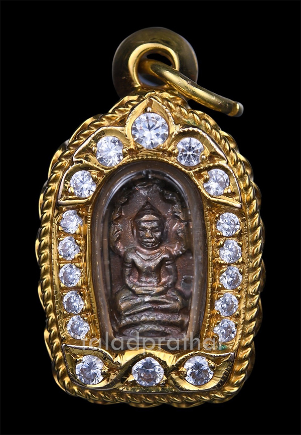 พระปรกใบมะขาม หลังเรียบ (องค์จ้อย) หลวงปู่ทิม วัดละหารไร่ ปี 2517