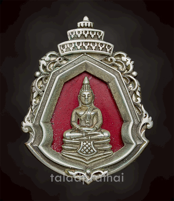 หลวงพ่อโสธร รุ่นมหามงคล เนื้อเงิน วัดโสธรวรารามวรวิหาร ปี 2547